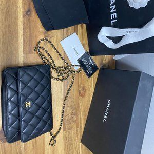 (SOLD) Chanel - wallet on chain; GHW